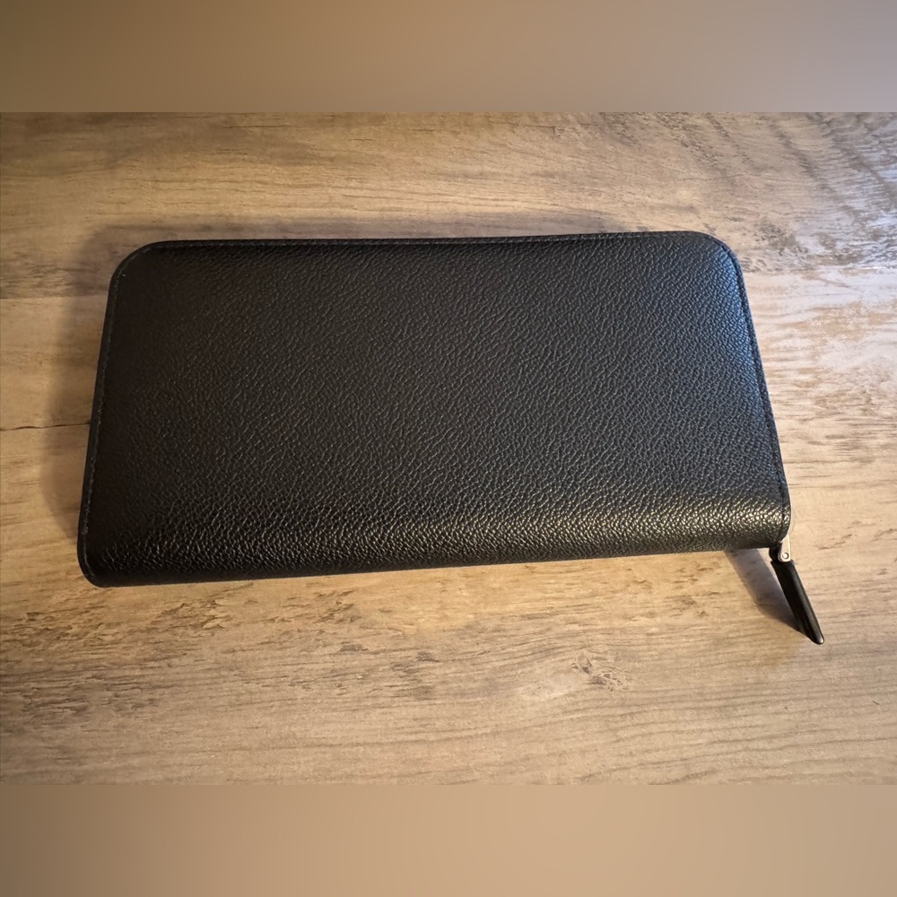Authentic Prada Wallet - Picture 6 of 6